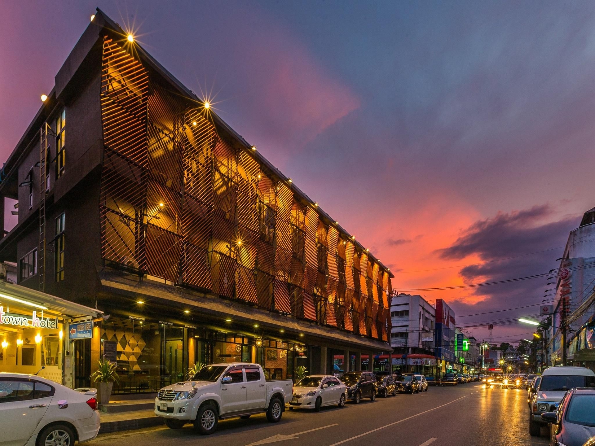 ศรีสุขสันต์ สแควร์ (Srisuksant Square)0