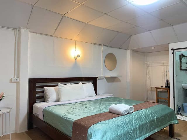 Garden Bungalow Double Bed