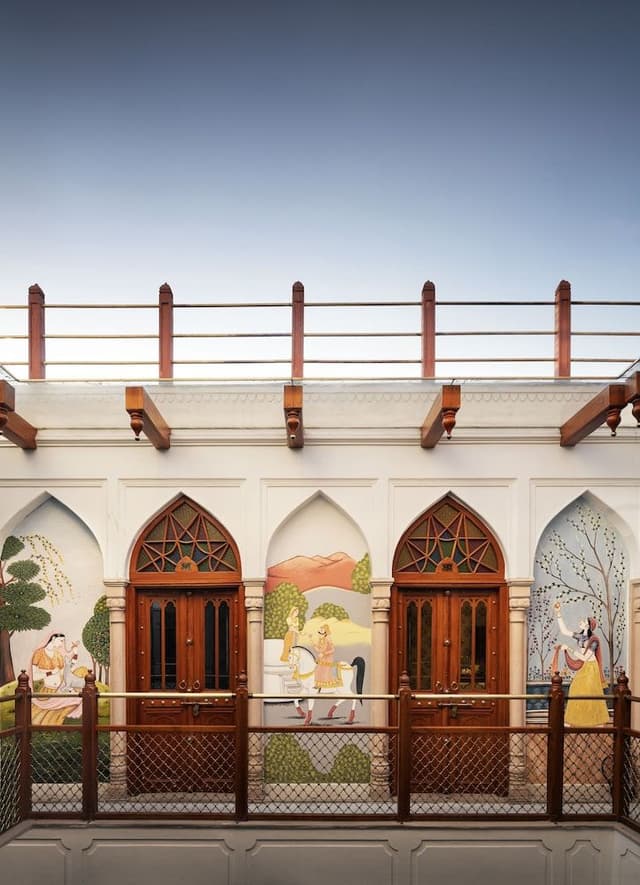 Mumtaz Mahal - Golden Haveli