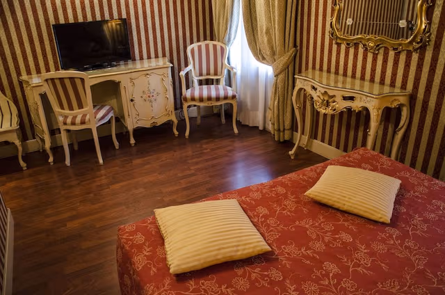 Double Room, Canal View