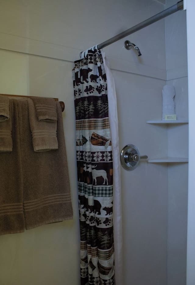 Duplex, Private Bathroom (Cabin #15)