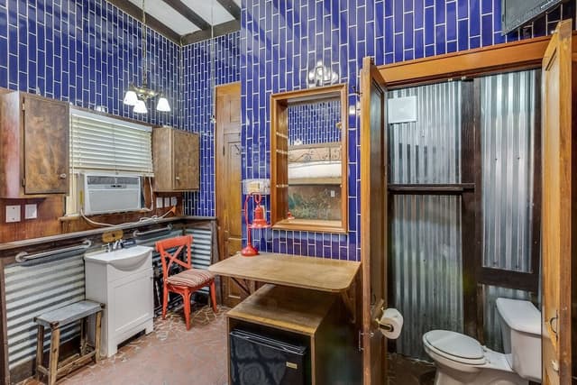 Room, Private Bathroom (The Bunk Room)