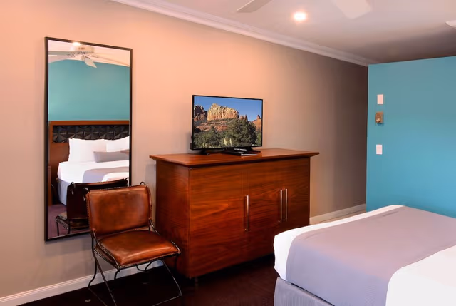 Standard Room, 1 Queen Bed, Mountain View