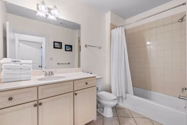 Condo, Multiple Beds (Wharf 902)