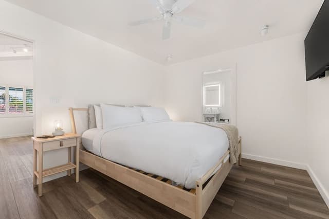 Superior Suite, 1 King Bed with Sofa bed