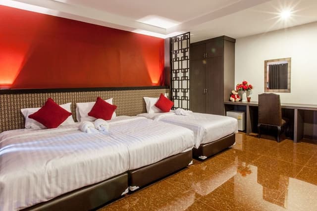 Deluxe Triple Room