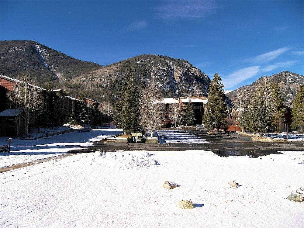 Mountain Side Resort at Frisco2