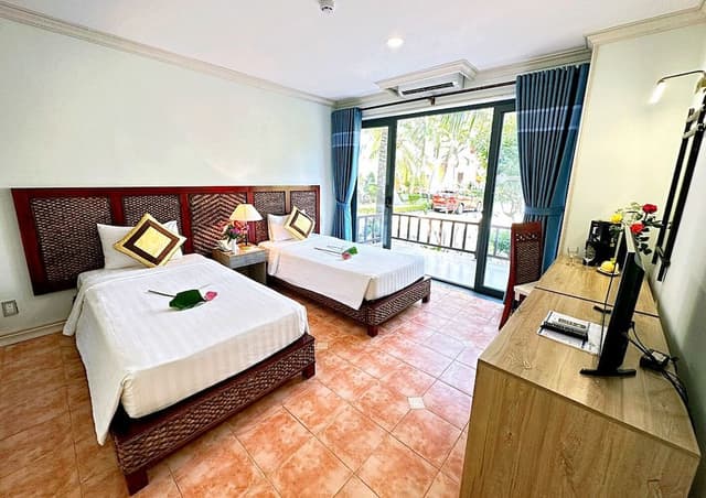 Senior Deluxe Room