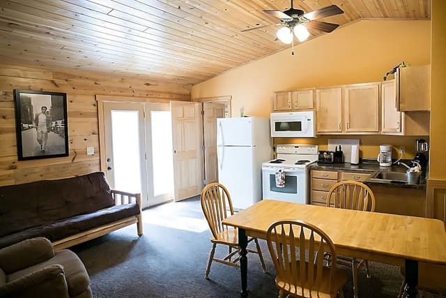 Duplex Cabin 18