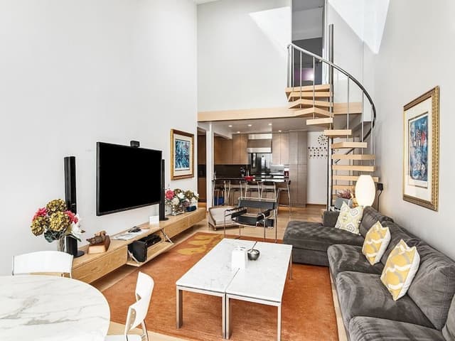 Condo (Lionshead Center)