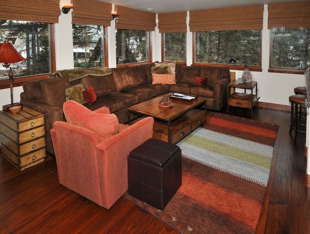 Condo, 2 Bedrooms