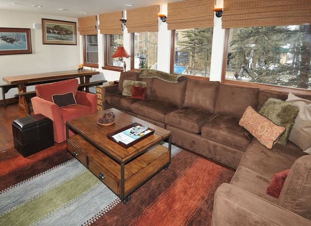 Condo, 2 Bedrooms