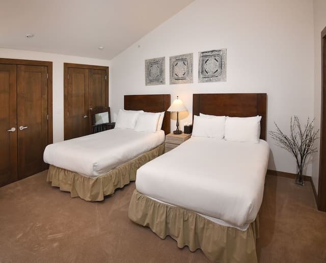 Condo, 3 Bedrooms