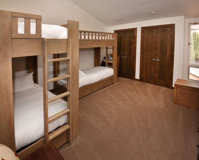 Condo, 3 Bedrooms