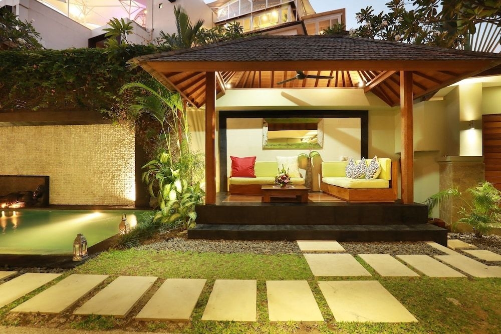 Villa Cantik Seminyak0