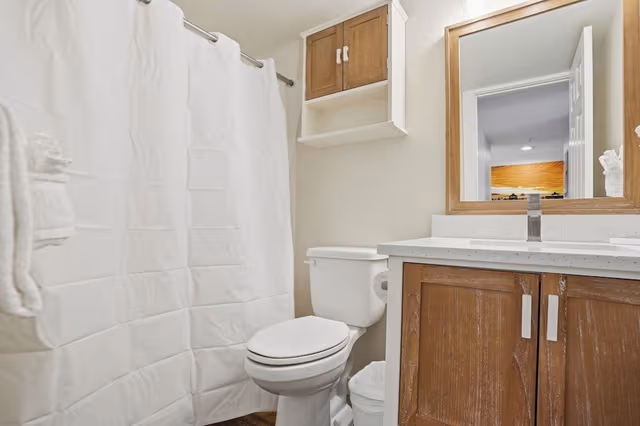Deluxe Condo, Ocean View