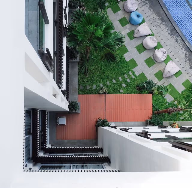 Suite, 1 Bedroom, Garden View