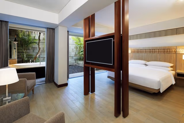 Suite, 1 Bedroom, Garden View