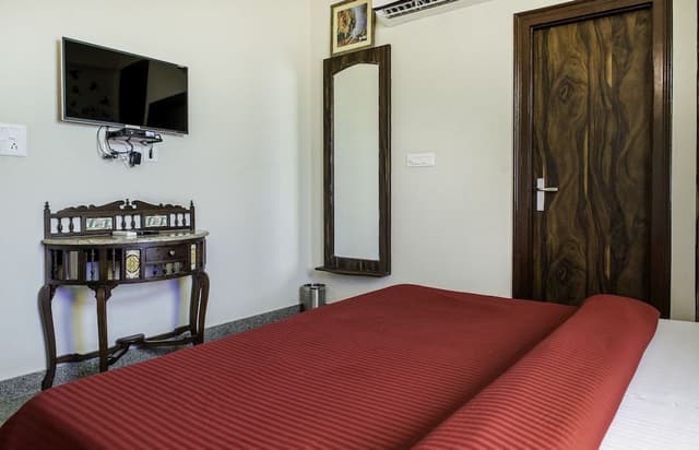 Comfort Double Room, 1 Queen Bed, Hill View