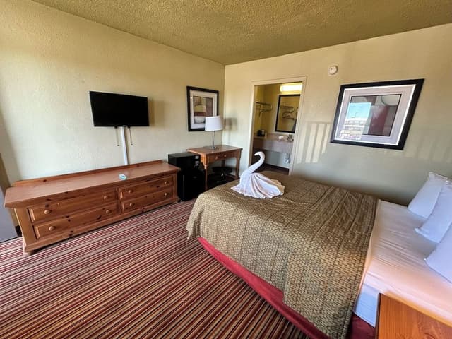 Room, Smoking (Full Bed)