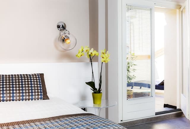 Design Suite, 1 King Bed, Non Smoking, Balcony