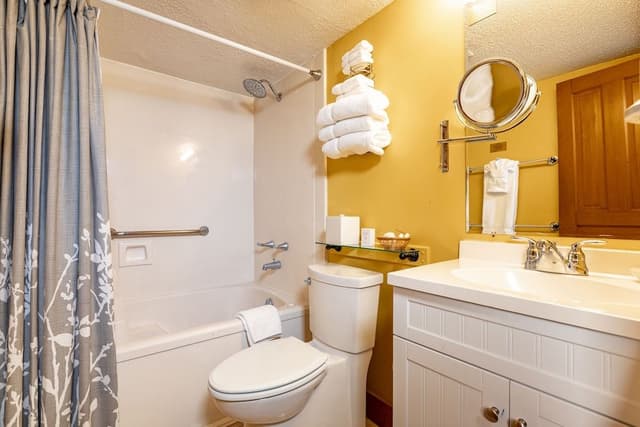 Superior Condo, 2 Bedrooms, Kitchenette