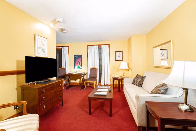 Deluxe Condo, 2 Bedrooms, Kitchenette