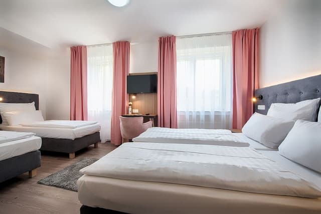 Standard Quadruple Room