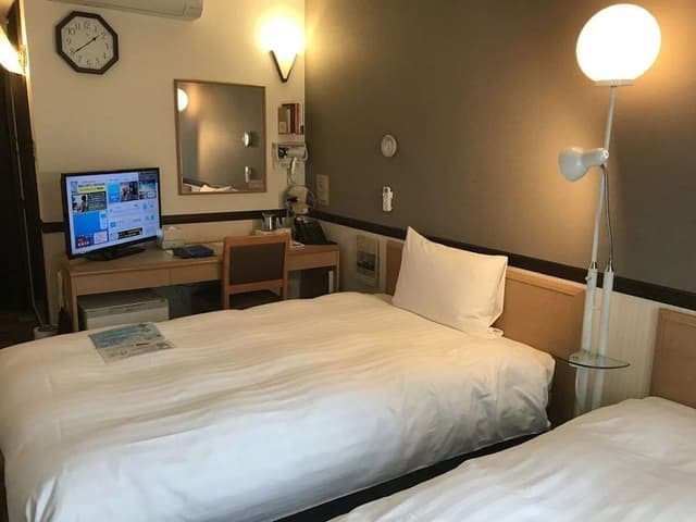 Standard Twin Room, Smoking