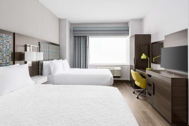 2 DOUBLE BEDS NONSMOKING