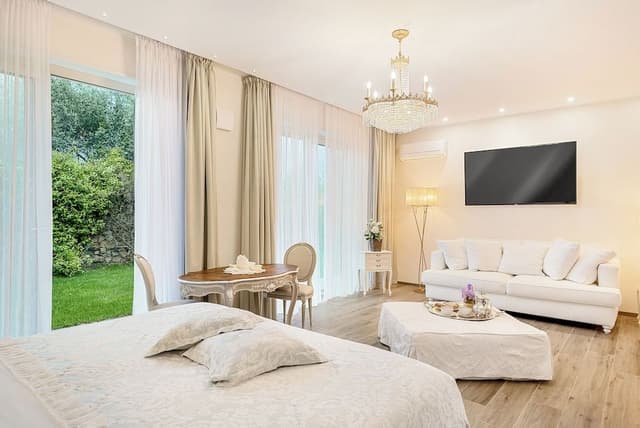 Luxury Studio Suite, Annex Building (Via di murlo, 10/E)