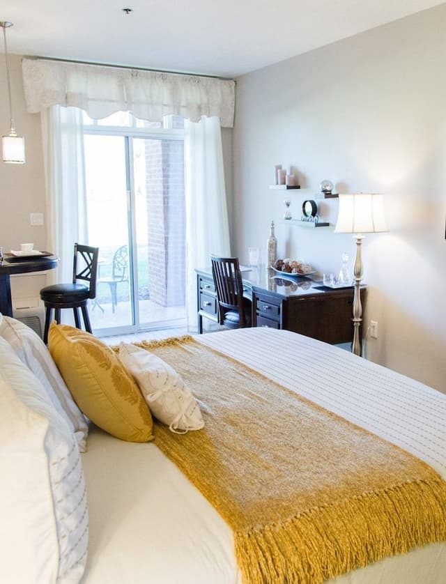Room, 1 King Bed, Golf View