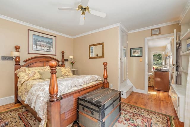 Room, Private Bathroom (Grey Mare's Quarters)