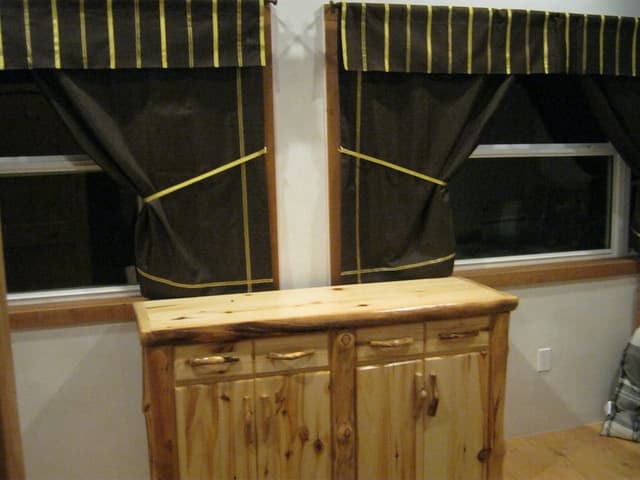 Luxury Aspen Townhome Villa - 2 Bedroom, 1.5 Bath ($75.00 Cleaning fee)