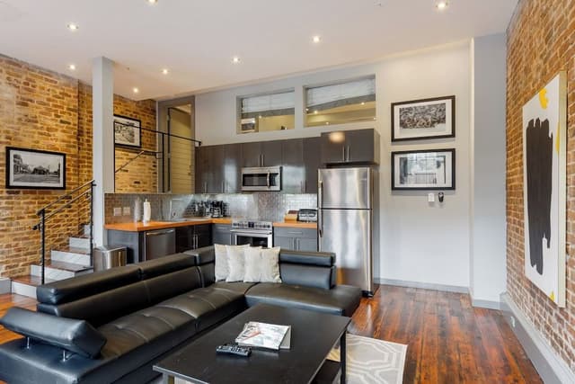 Exclusive Suite, 3 Bedrooms, Hot Tub