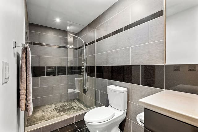 Elite Suite, 4 Bedrooms, Pool Access