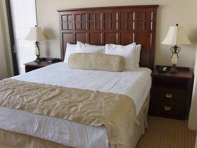 Deluxe Condo, 3 Bedrooms