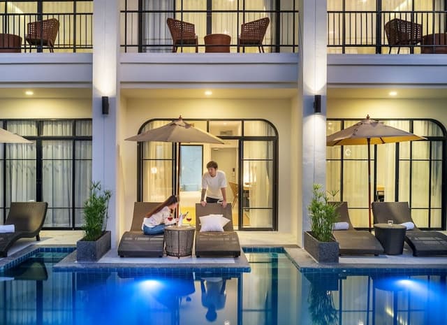 Deluxe Double Room, Pool Access