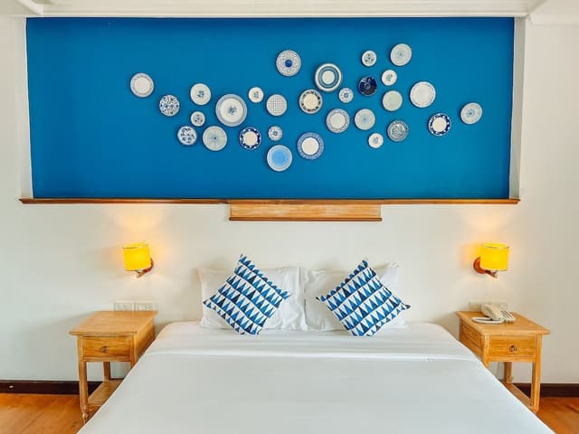 Deluxe Room (King Room)