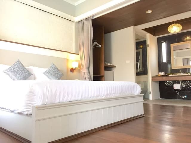 Room, Pool Access (Cababa)
