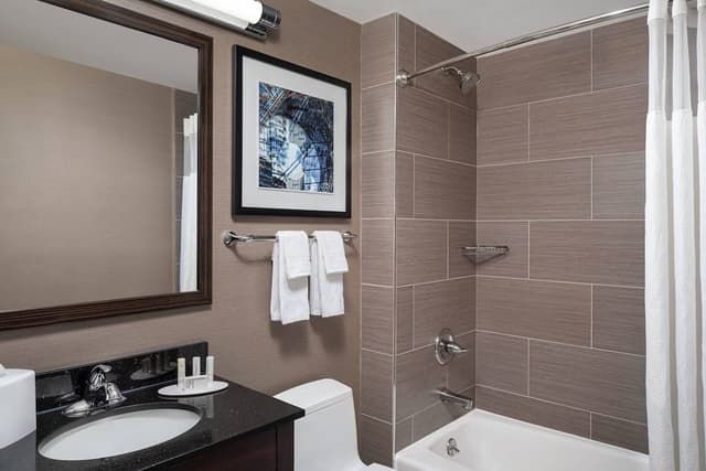 Room, 2 Queen Beds