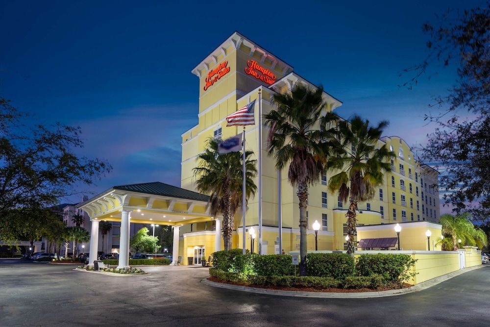 Hampton Inn & Suites Jacksonville Southside2