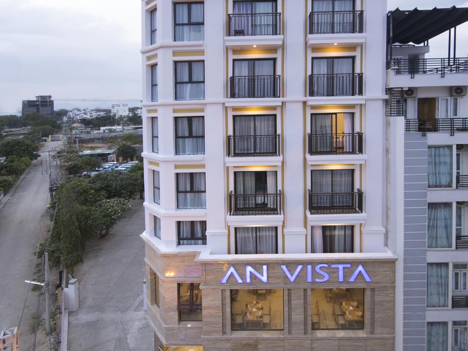 โรงแรมแอน วิสตา (An Vista Hotel)2