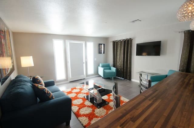 Exclusive Suite, 1 King Bed, Patio, Poolside