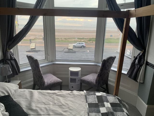 Suite, Ensuite (2 Adults & 2 Children)