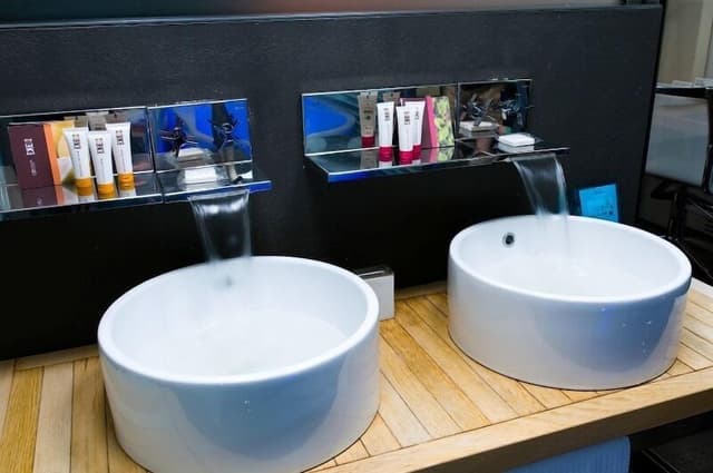 Design Suite, Jetted Tub (SPA suite)