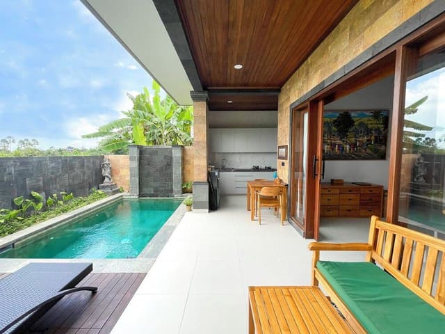 Deluxe Villa