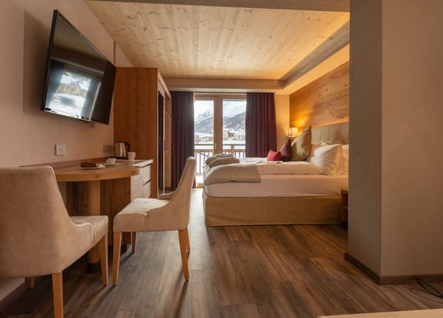 Comfort Triple Room