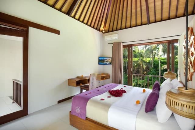 One Bedroom Forest View Villa with Private Pool and Bathtub