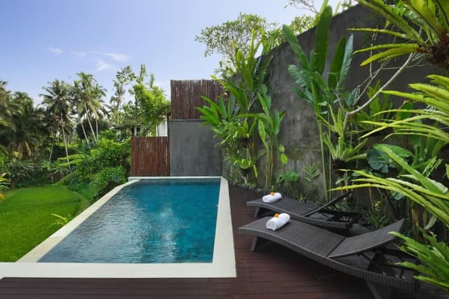 Two Bedroom Forest View Villa with Private Pool and Bathtub
